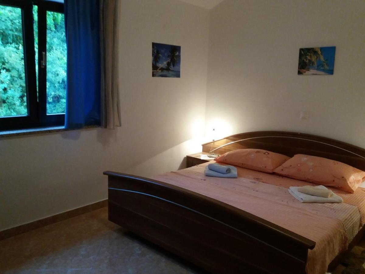 Apartment Rb Omišalj Exteriör bild