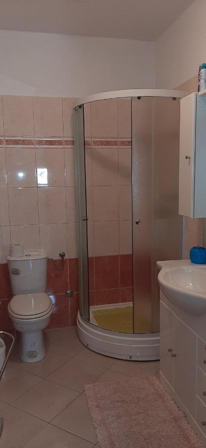 Apartment Rb Omišalj Exteriör bild