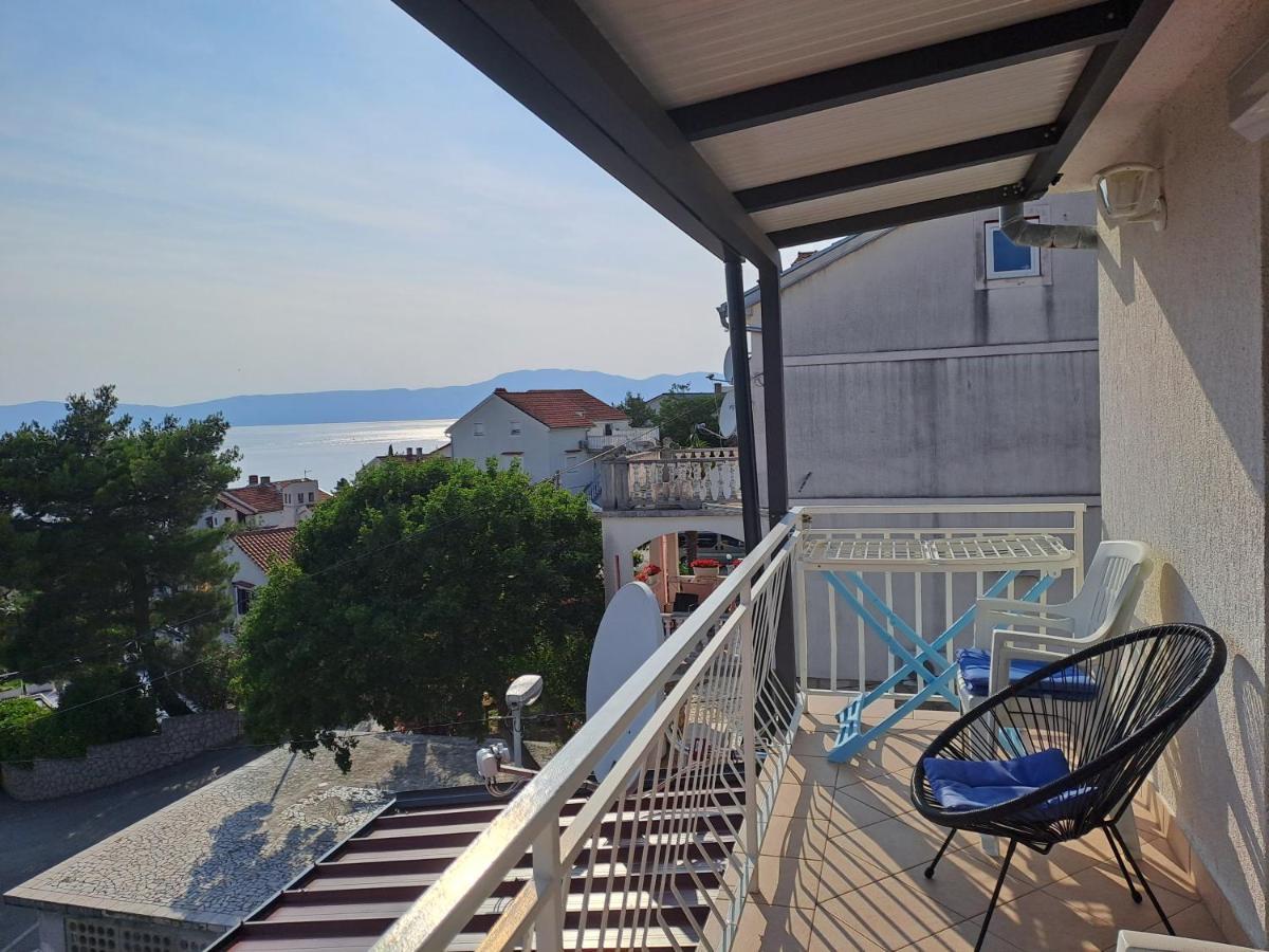 Apartment Rb Omišalj Exteriör bild