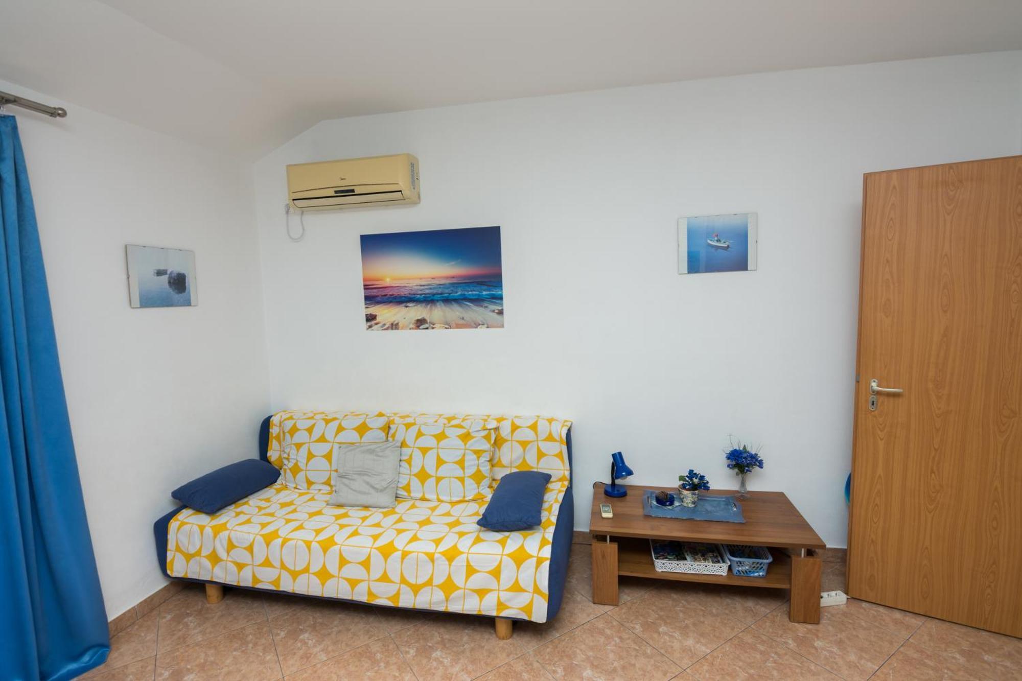 Apartment Rb Omišalj Exteriör bild